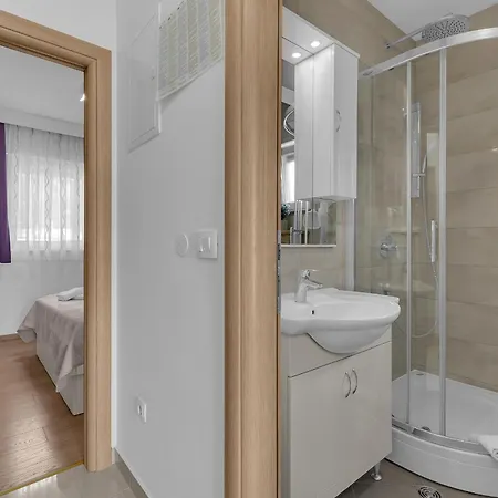 Podest Ii * Baska Voda