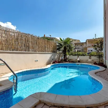 Podest Ii * Baska Voda